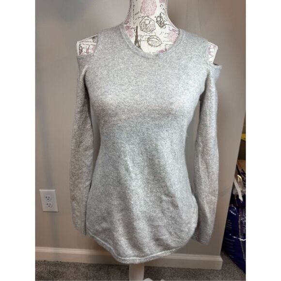 Charter Club Cashmere Cold-Shoulder Sweater, Women's Medium - Picture 2 of 6